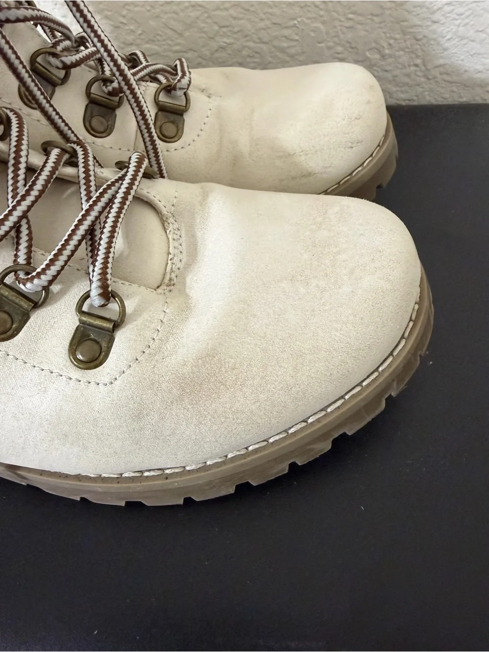 Cliffs women’s ankle boots lace -up leather size 9